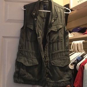 Gap military styled vest